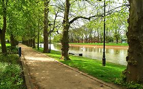 The Northwick Arms Hotel